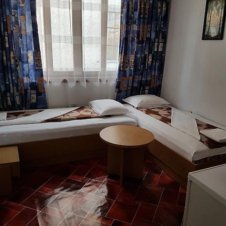 Guest Rooms Denitsa Obzor Exterior photo