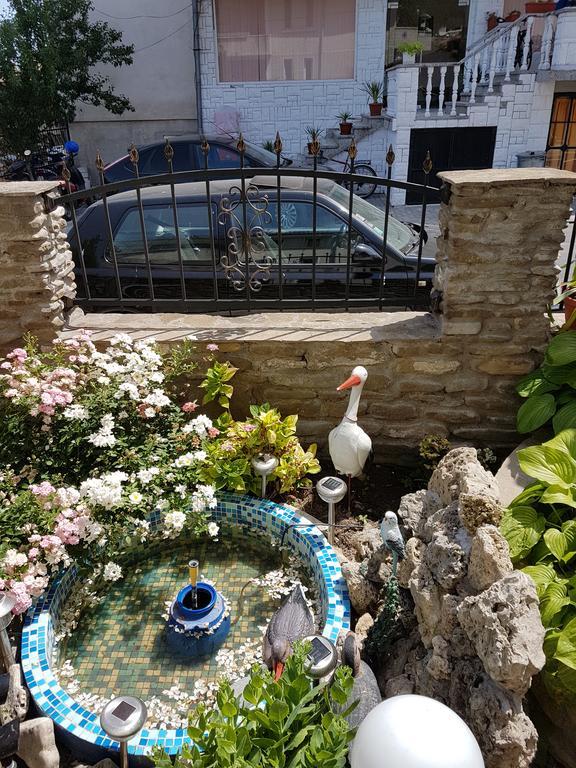 Guest Rooms Denitsa Obzor Exterior photo